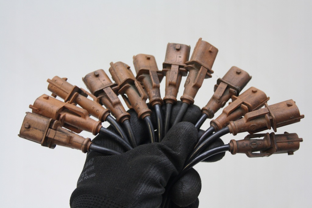 фото №12, Датчик положення вала alfa romeo 147 156 1,6 1,8 2,0 t.spark 0261210160