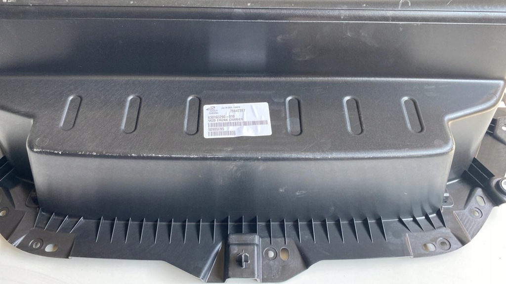 фото №11, Volvo c40 xc40 ev контейнер піддон багажник перед оригінальний номер