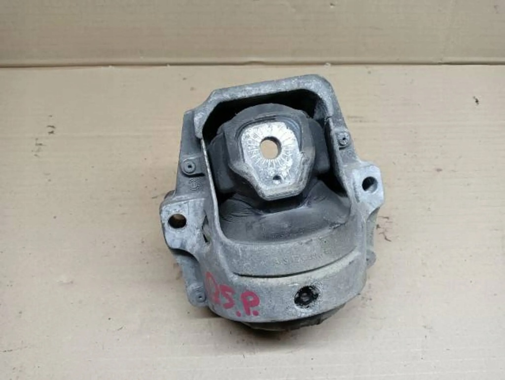 фото №7, Audi q5 8r кронштейн подушка двигателя правая 8r0199381a