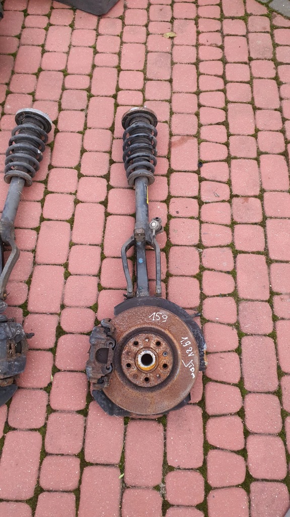 фото №1, Поворотный кулак перед левая alfa romeo 159 1.9 jtdm