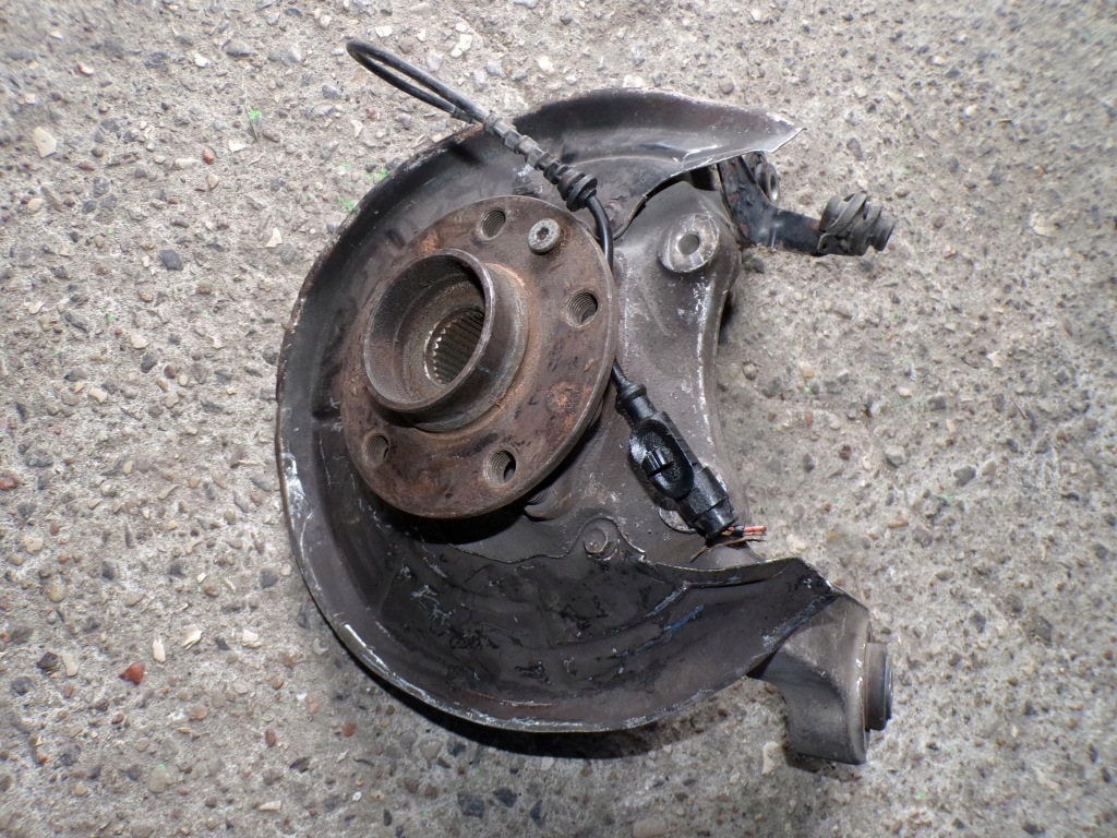 фото №1, Поворотний кулак задня ліва alfa romeo 159 brera spider 507101851 4wd