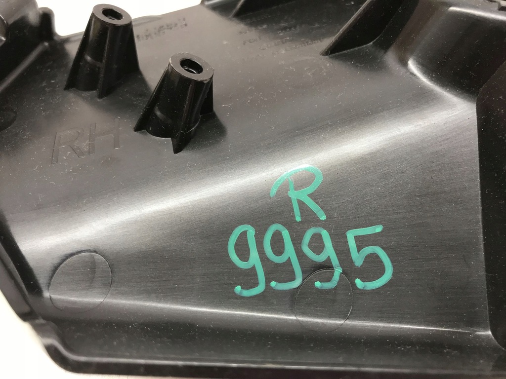 фото №9, Напрямна бампера перед правий audi a6 c8 4k0807098