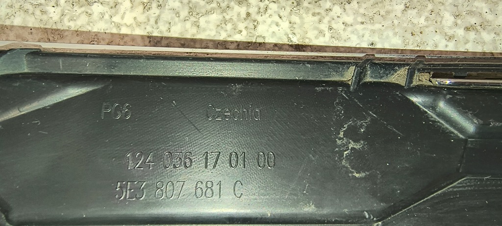 фото №13, Решётка бампера перед левая skoda octavia iv 19-