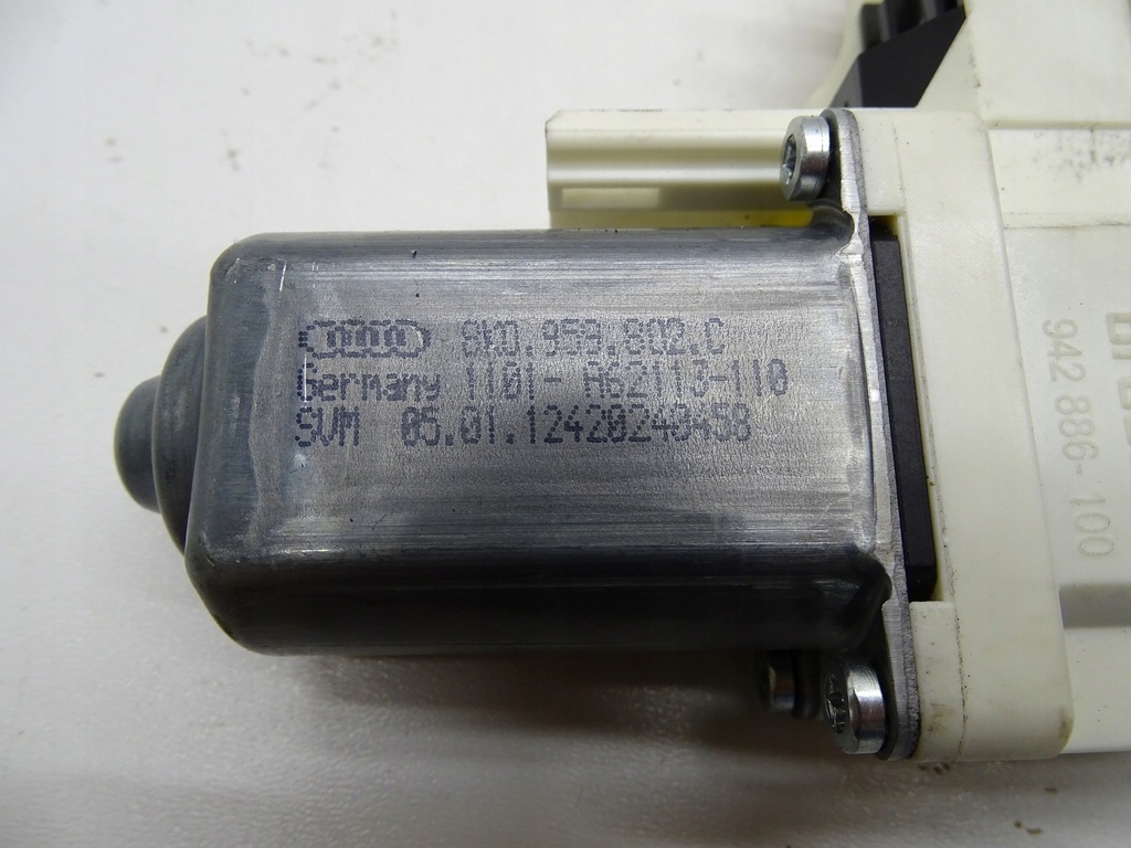 фото №6, Моторчик скло правий перед передній audi a1 8x 8k0959802c