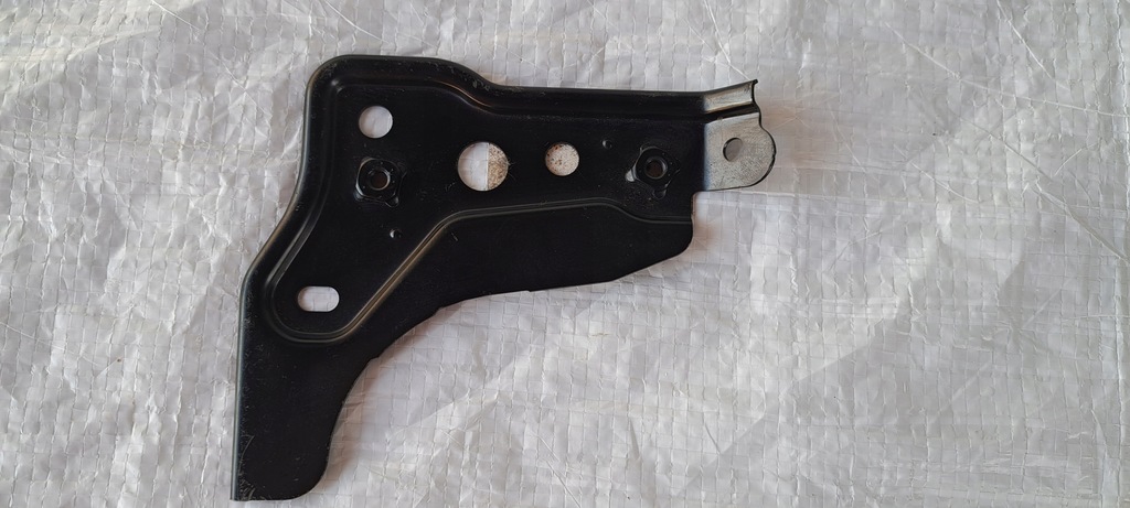 фото №1, Toyota prius кронштейн крыло левый перед 53814-47020