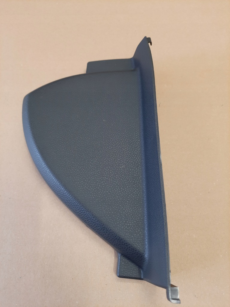 фото №1, Защита заглушка панели mercedes w205 c-klasa правая