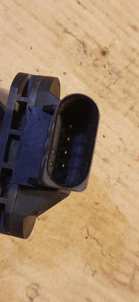 фото №7, Wąż шланг трубка вакуумa датчик 3.0tdi audi q5 8r 8r1611931l