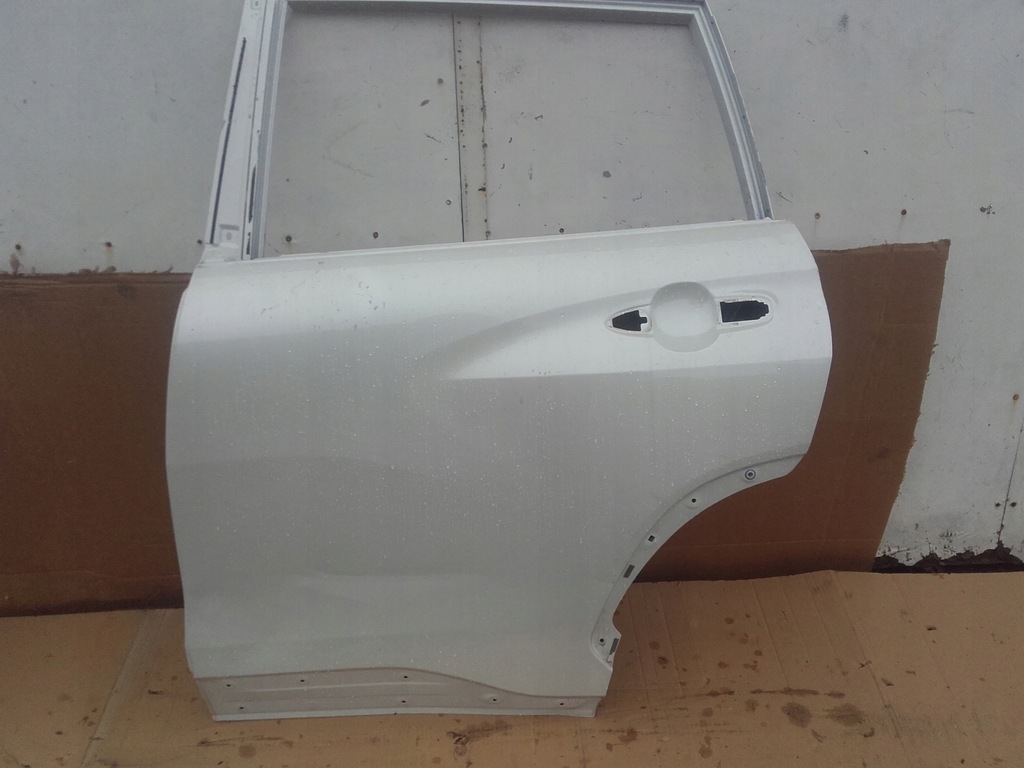 фото №1, Toyota corolla cross 22r- дверь задняя задние левая
