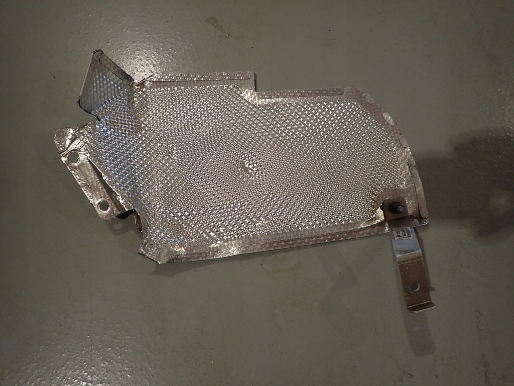 фото №1, Lamborghini aventador lp710 защита тепловая лист 470825732c