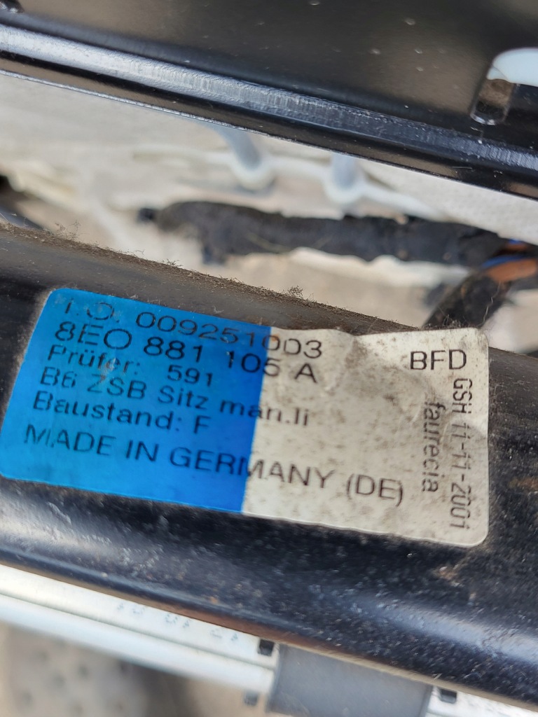 Сиденье левый перед водителя подогреваемый подушка безопасности audi a4 b7 8e оригинальный номер европа  кожа с Разборки