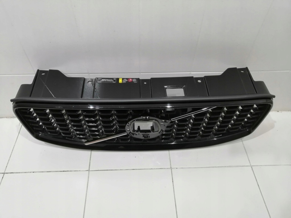 фото №2, Решётка радиатора решётка радиатора volvo xc60 ii r-desing hal 6869