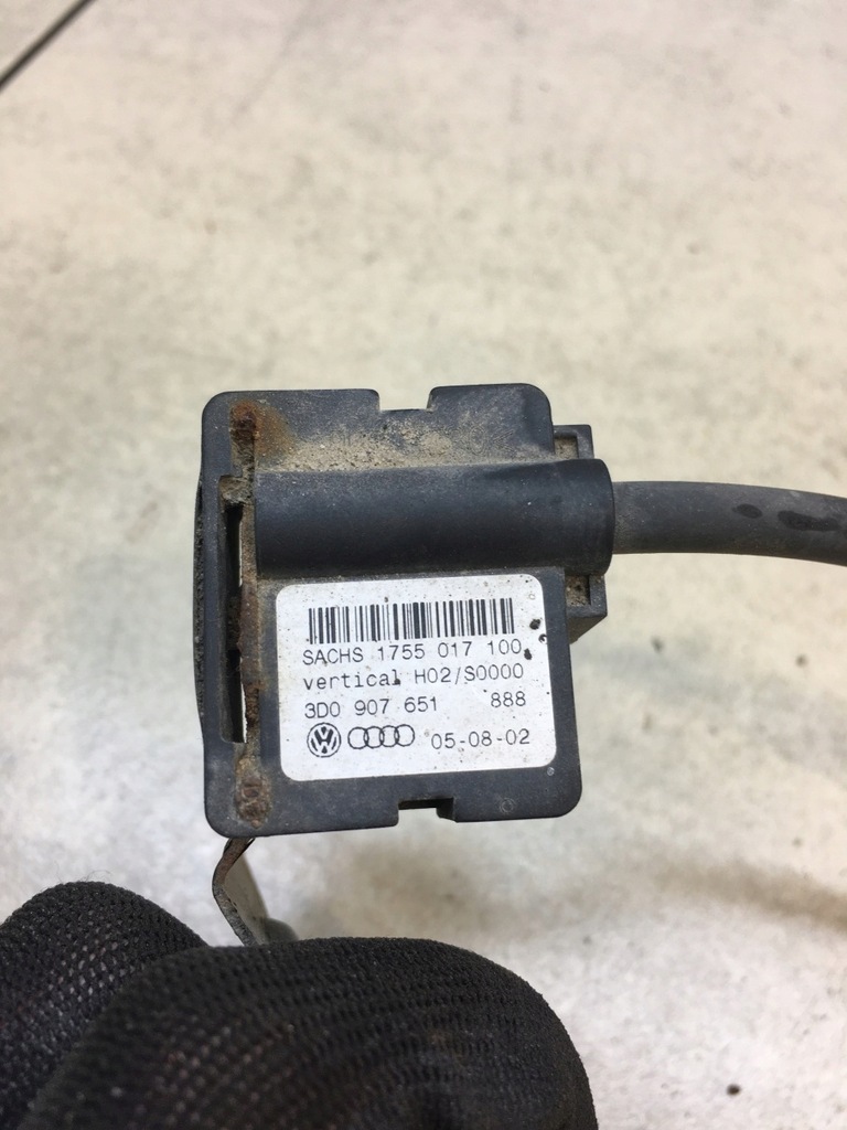 фото №4, Датчик ускорения vw phaeton 3.2 v6 3d0907651