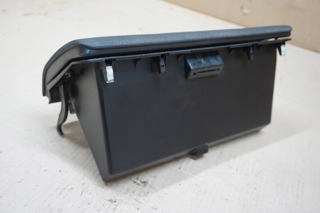 фото №7, Mitsubishi pajero iii бардачок полиця з панелі 00-06r