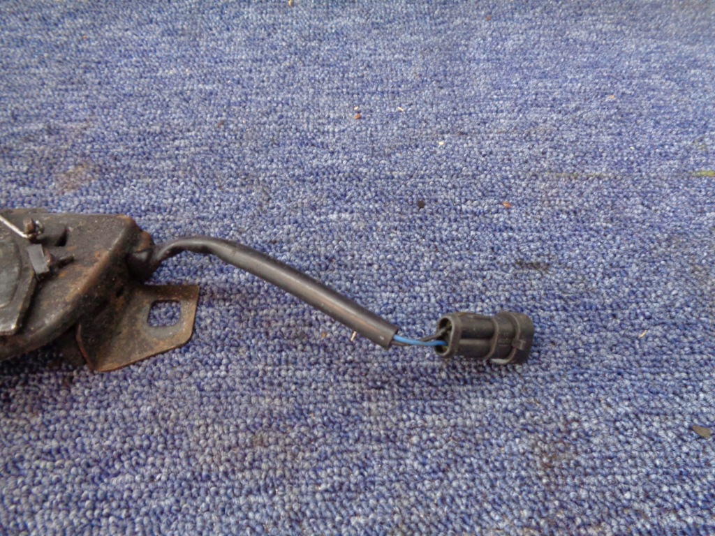 Замок капот alfa romeo 156 рестайлинг  03-06r. оригинал Доставка