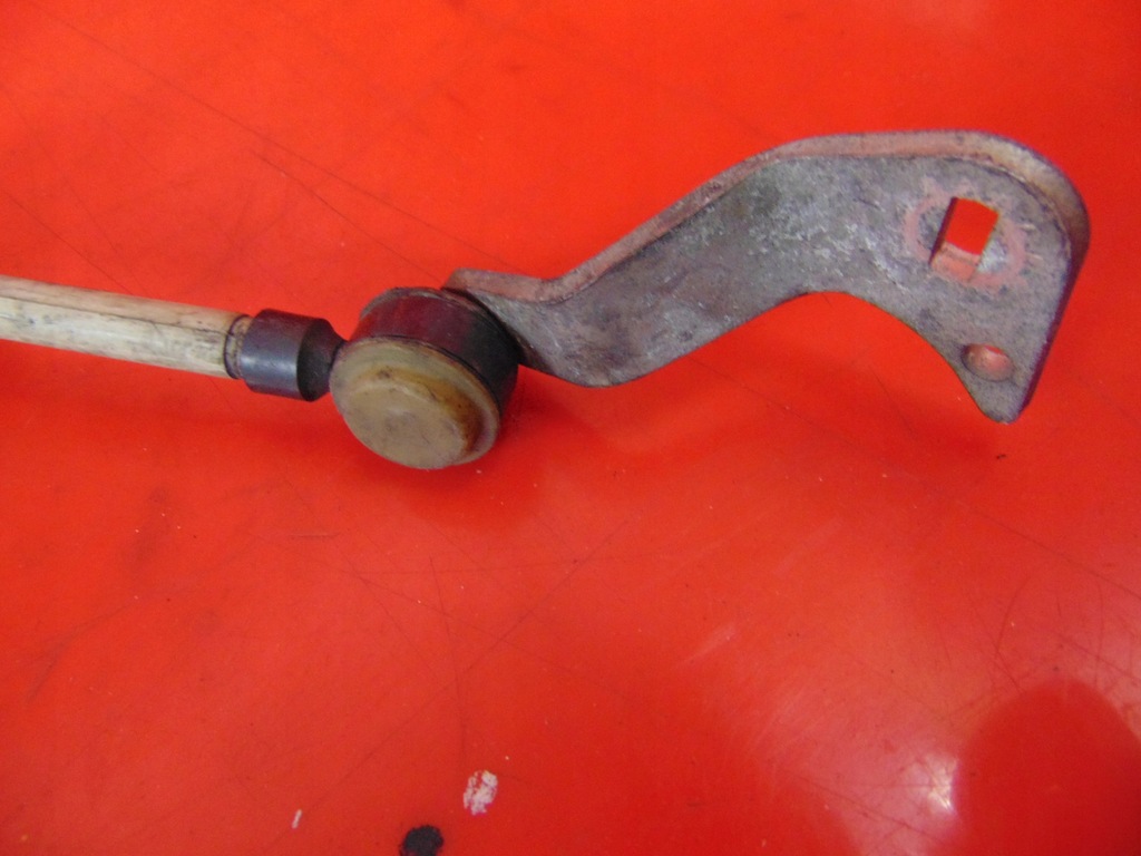 фото №13, Latitude 3.0 dci домкрат выборщик передач автоматическая коробка передач