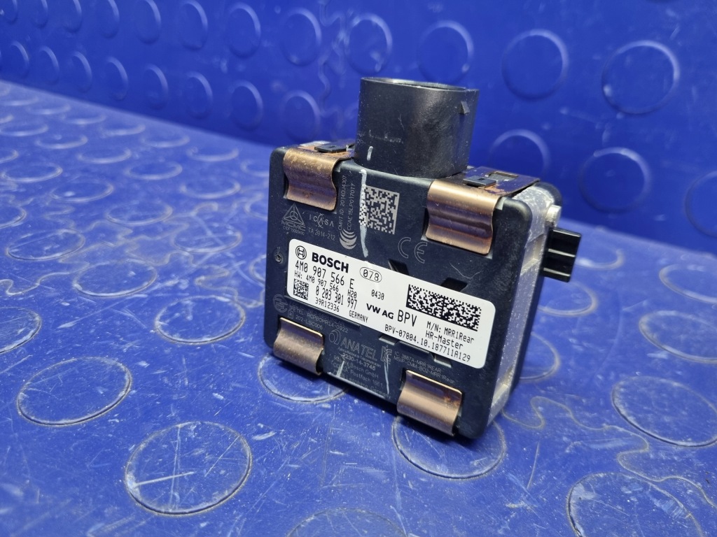 Радар датчик distronic правый  задняя  audi a5 f5 a4 b9 oem 4m0907566e с Разборки