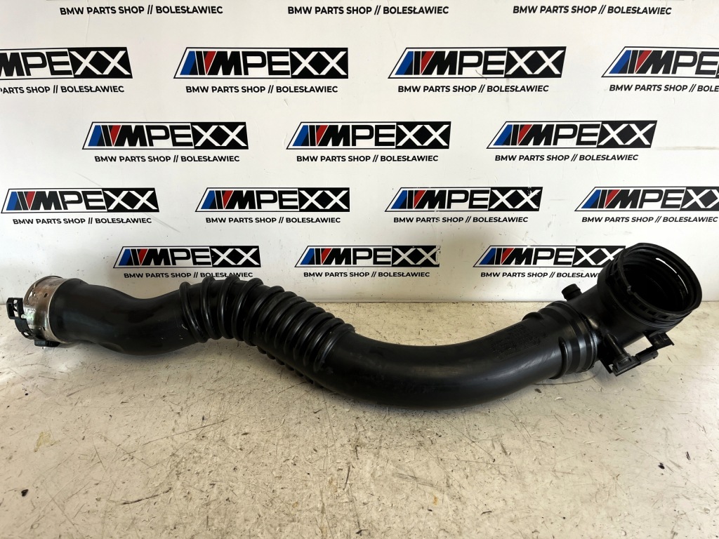 Купити Bmw f36 f34 шланг труба інтеркулер 8608735
