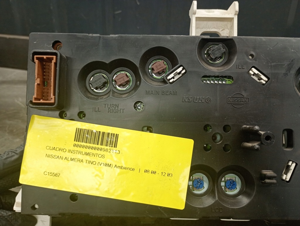 фото №10, Bu064 счетчик приборная панель nissan almera tino 2.2d 00-03