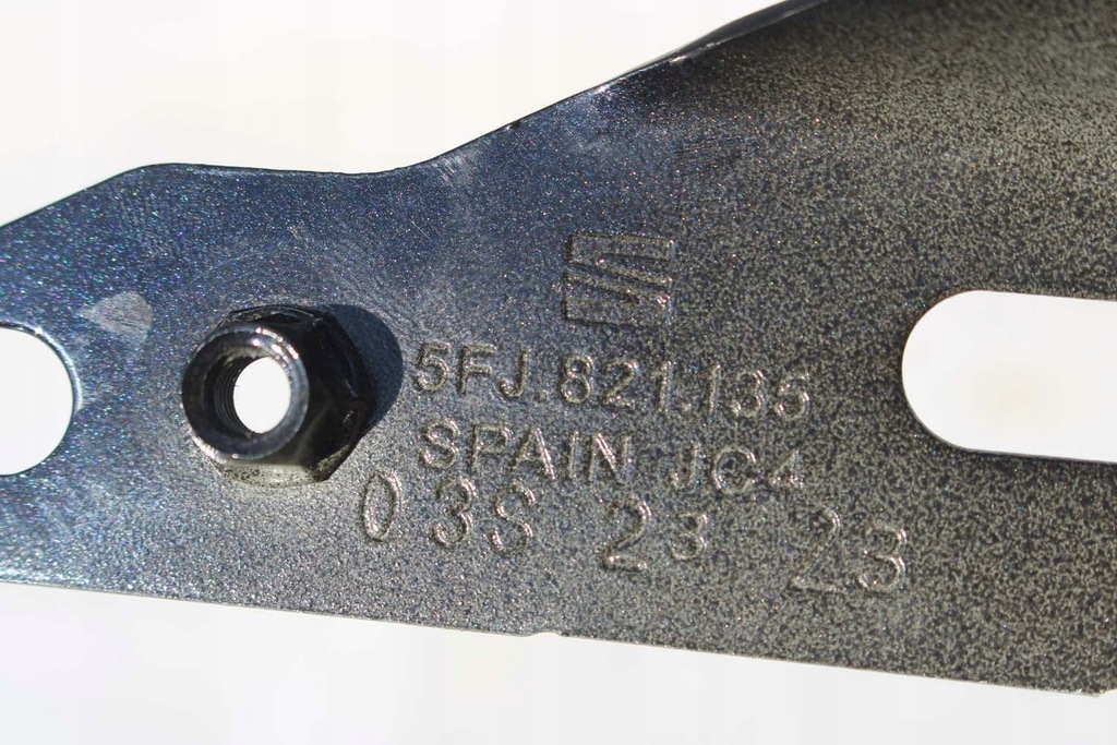 фото №9, Seat tarraco направляющая направляющая кронштейн 5fj821135 5fj821136 перед бампера