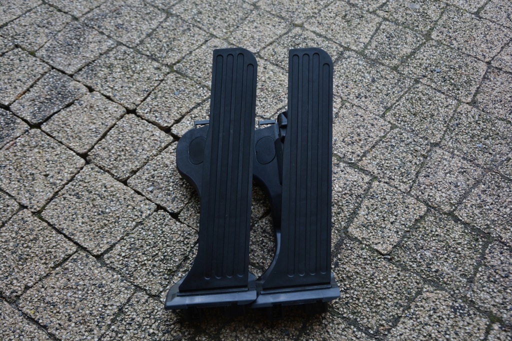 фото №16, Педаль газа vw jetta 1k1723503ar