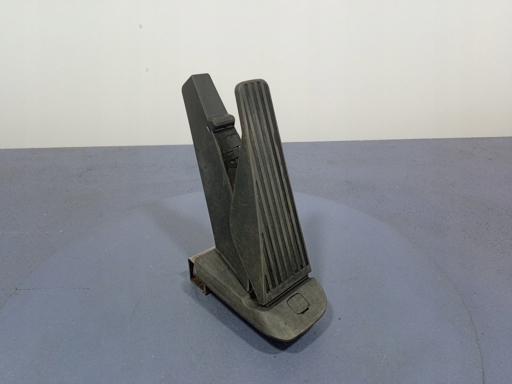 фото №5, Volvo xc60 ii 17- педаль потенциометр газа 32269126