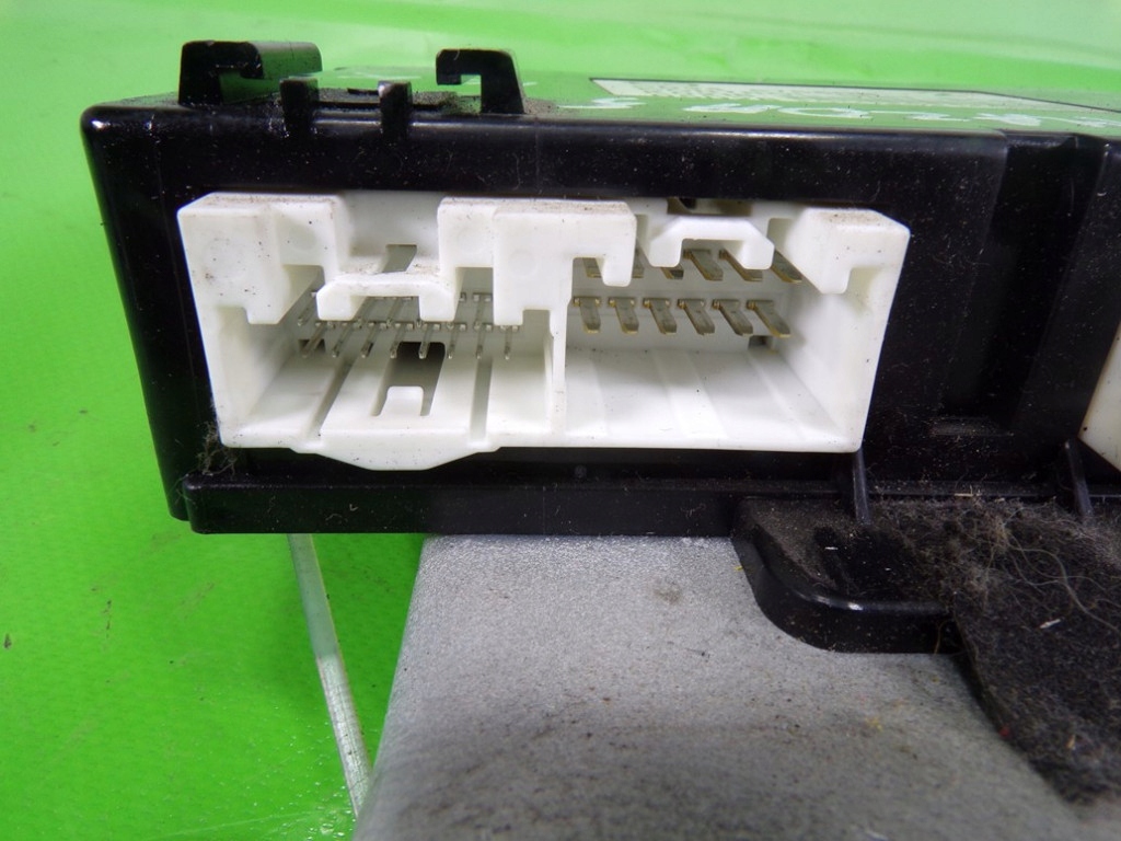 фото №9, Mazda 5 блок управления модуль комфорта cd34 67560b