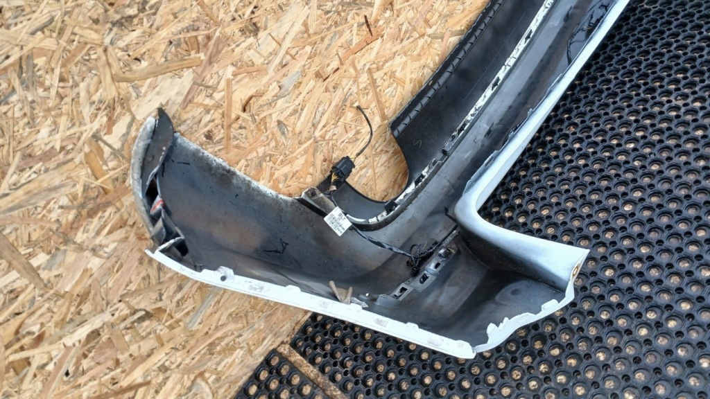 Opel astra j універсал бампер задній pdc хром Оригінал