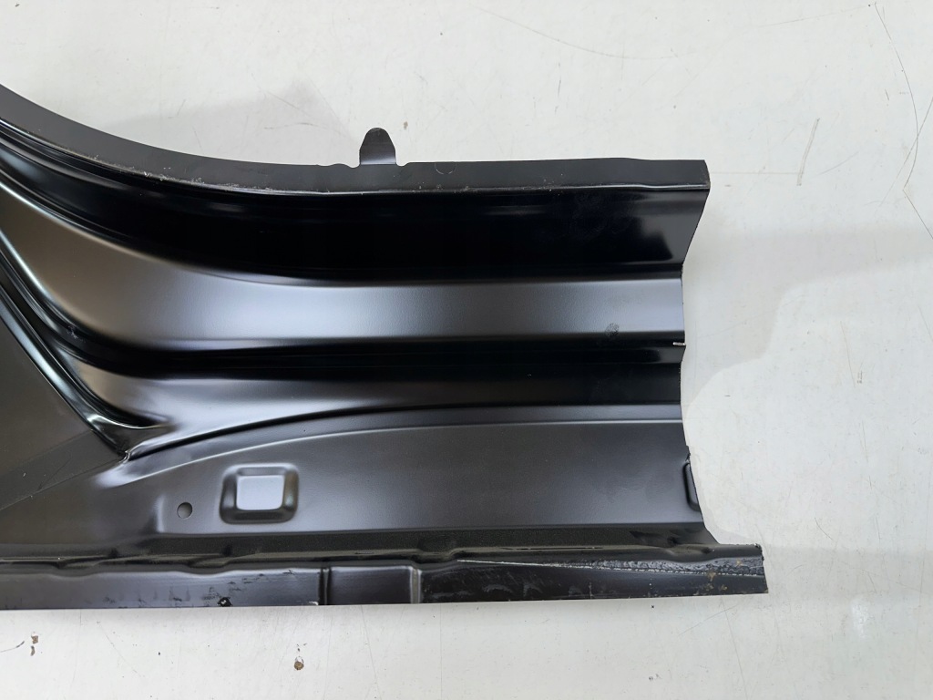 Левое  порог обшивка vw id3 born с Разборки