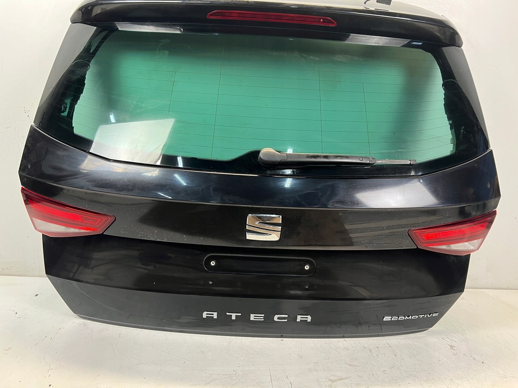 фото №1, Seat ateca кришка багажника задня комплект