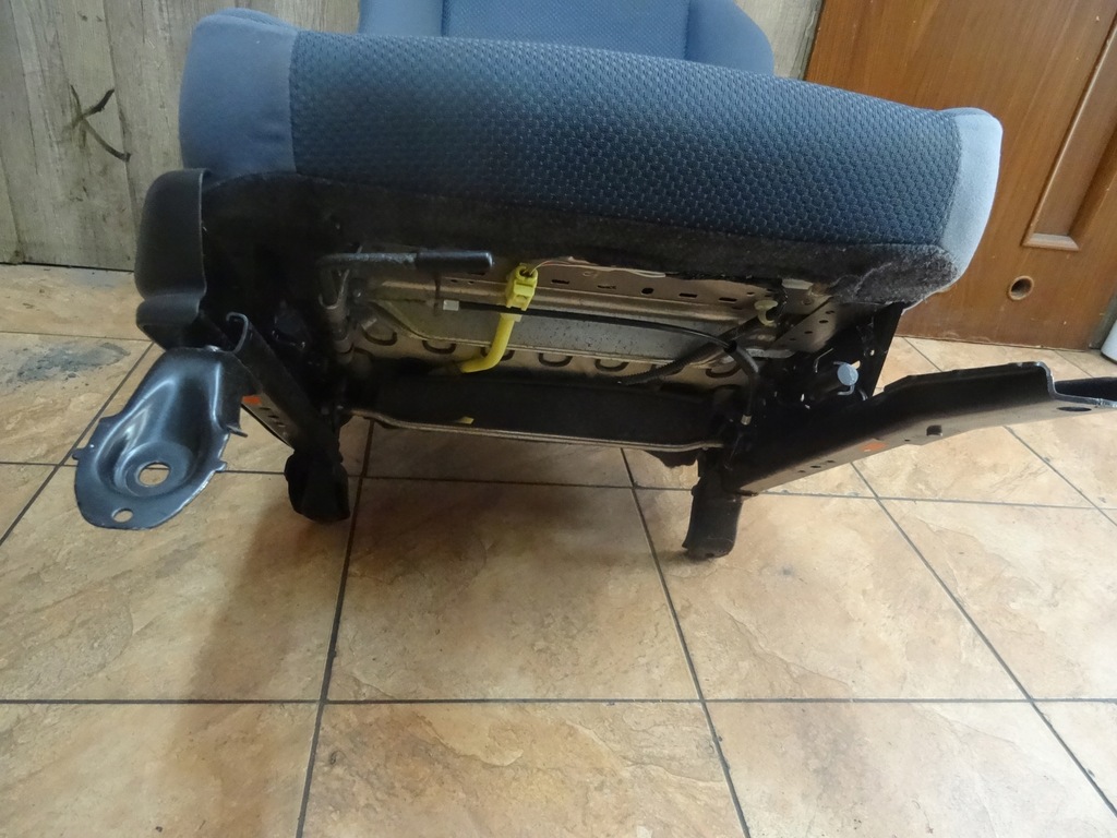 фото №8, Honda jazz 1.2b 05' сидіння правий перед