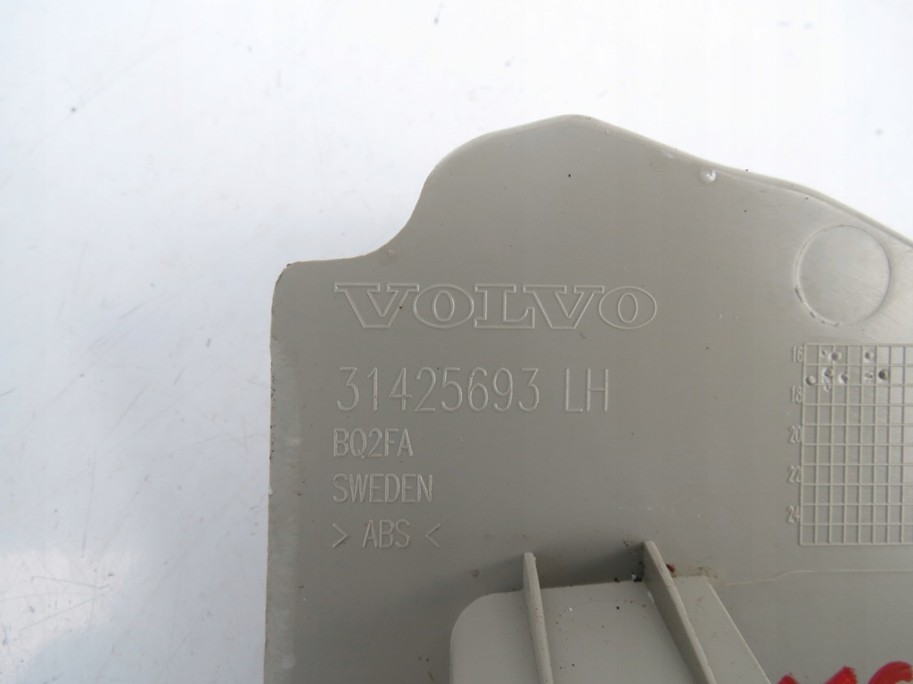 фото №9, Защита молдинг стойка a левый перед volvo xc60 ii