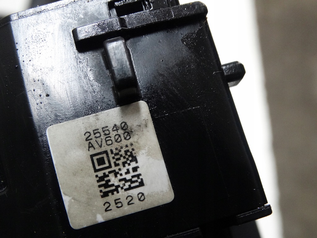 фото №10, Переключатель света nissan primera p12 25540av600