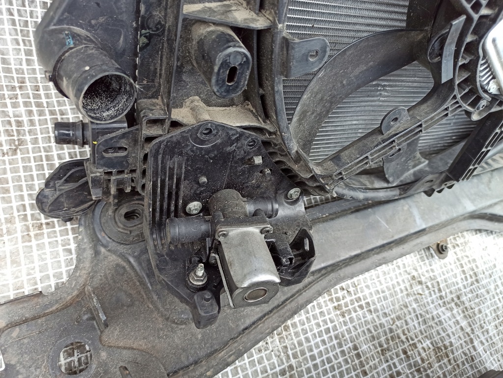 фото №10, Renault scenic 4 iv 16- grand 1.7 blue dci радіатор pas передній комплект