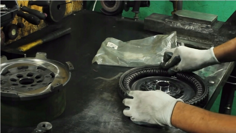 фото №7, Колесо двухмассовый восстановление