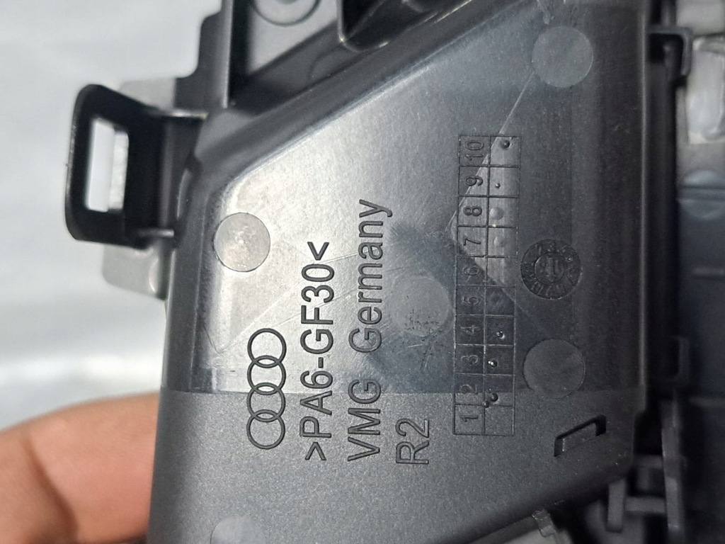 фото №9, Ручка правый задняя внутренняя audi a4 b9 8w0959524