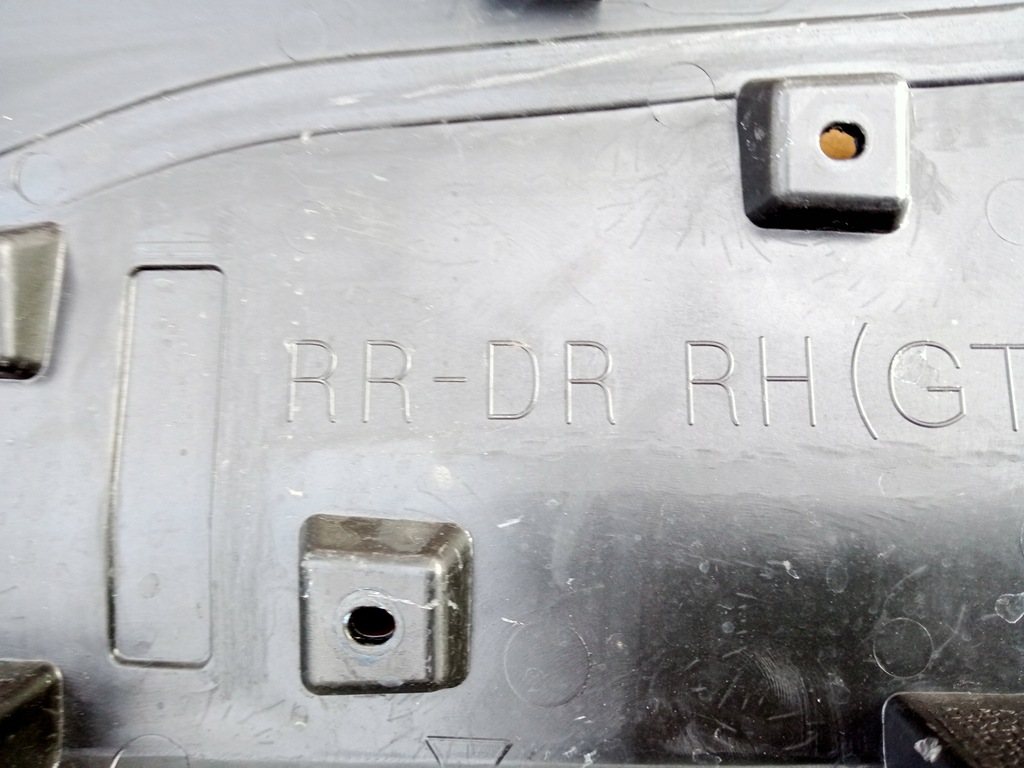 фото №10, Kia sportage v gt line правая молдинг дверь задняя