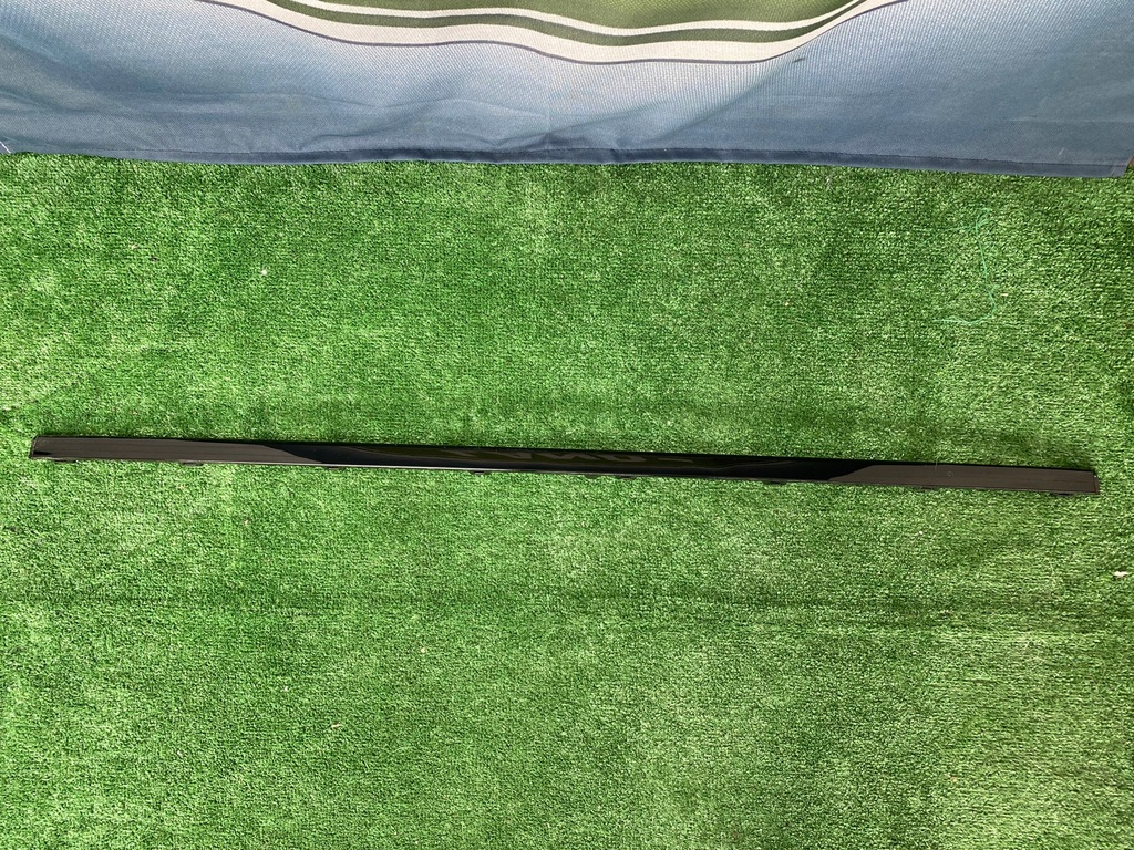 фото №14, Jaguar i-pace правая накладка бампера заднего