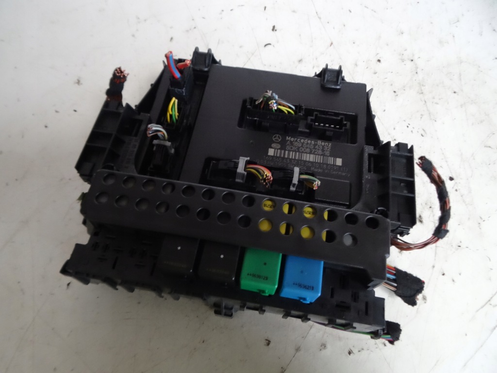 Купить Коробка предохранителей mercedes w245 a1695454332