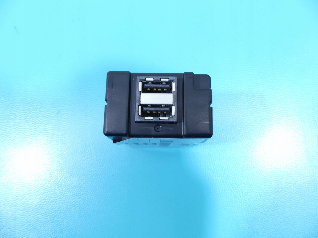 Купить Разъём port usb volvo s90 16- 31415549