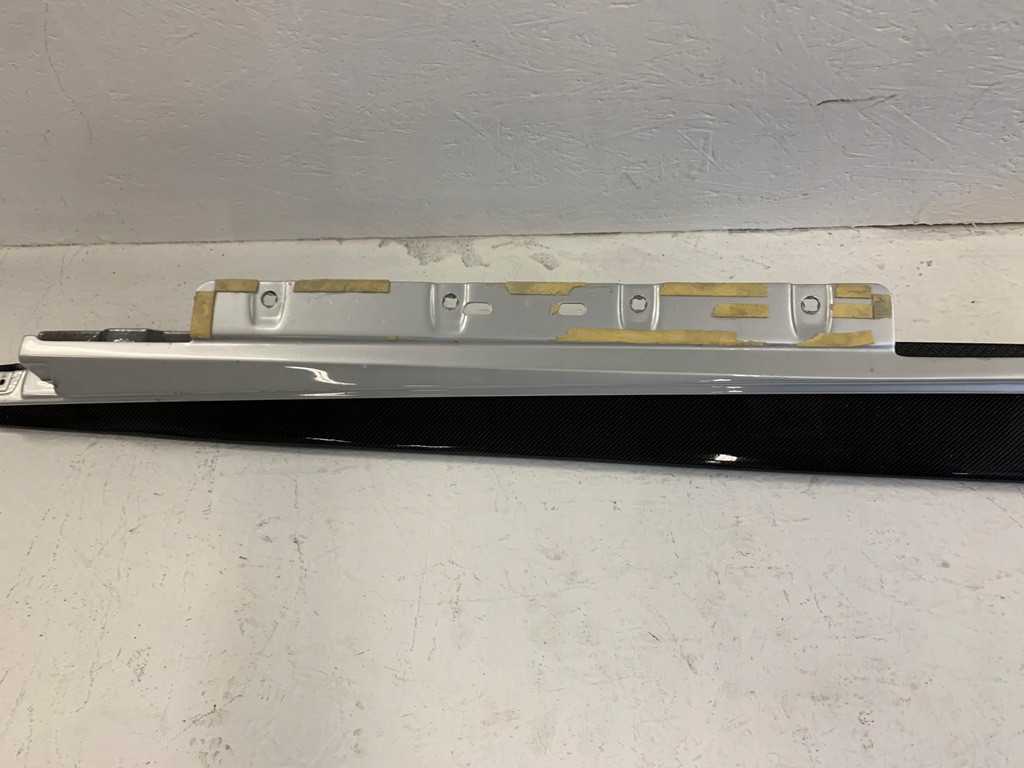 фото №11, Ferrari 488 pista карбон карбон молдинг поріг lew