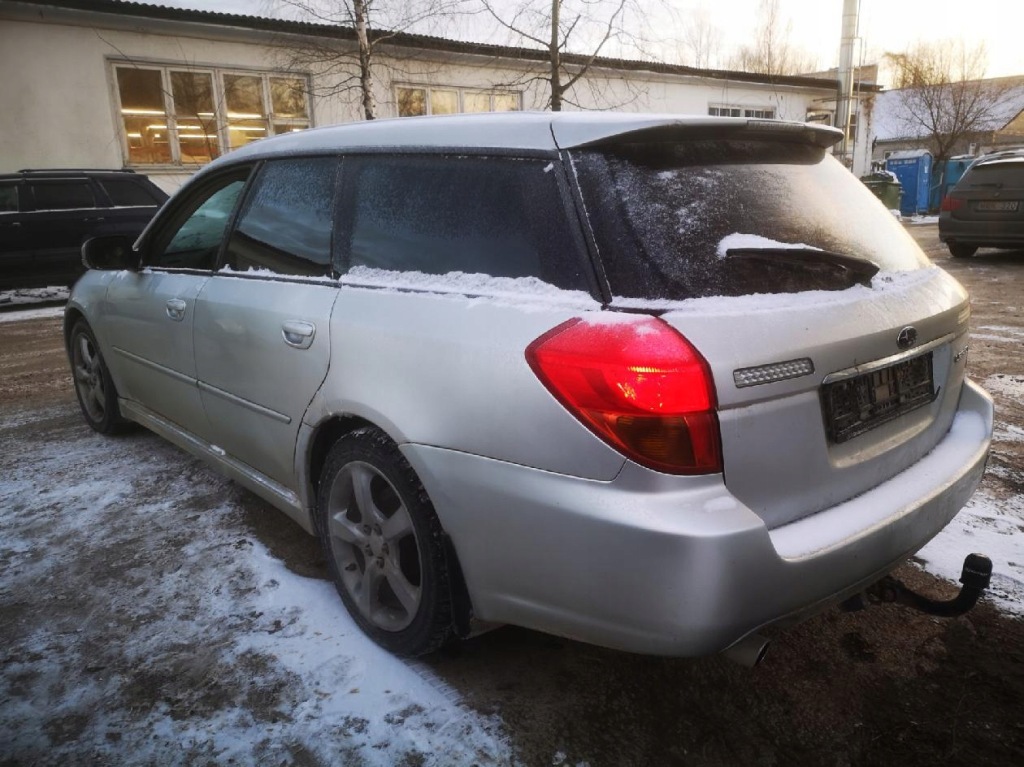 Subaru legacy коробка предохранителей 2004 3.0l mb100200b Киев
