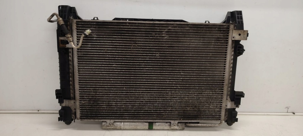 Радіатор води оливи кондиціонера вентилятор mercedes w169 1,7 автоматична коробка передач Ціна