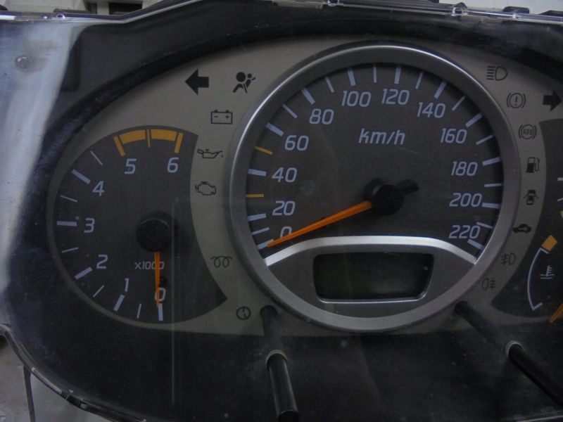 фото №6, Nissan almera tino 00-03 счетчик приборы 2.2d bu064