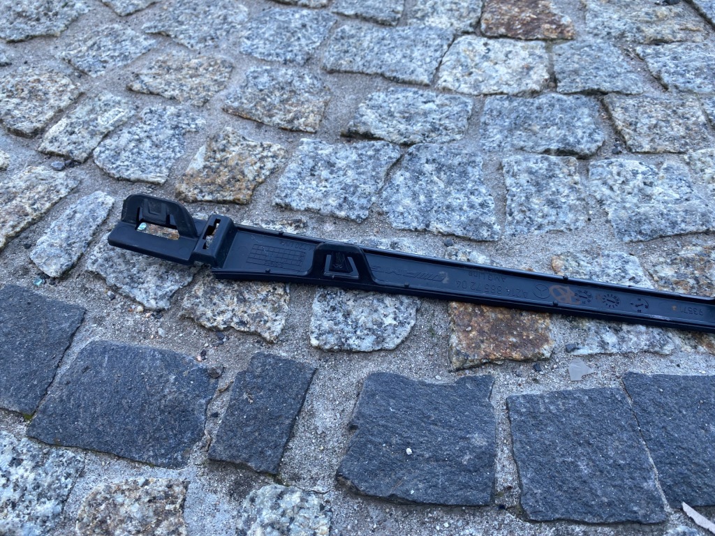 Купити Mercedes 214 e klasa amg молдинг решітка радіатора решітка радіатора решітка напрямна 2148857204