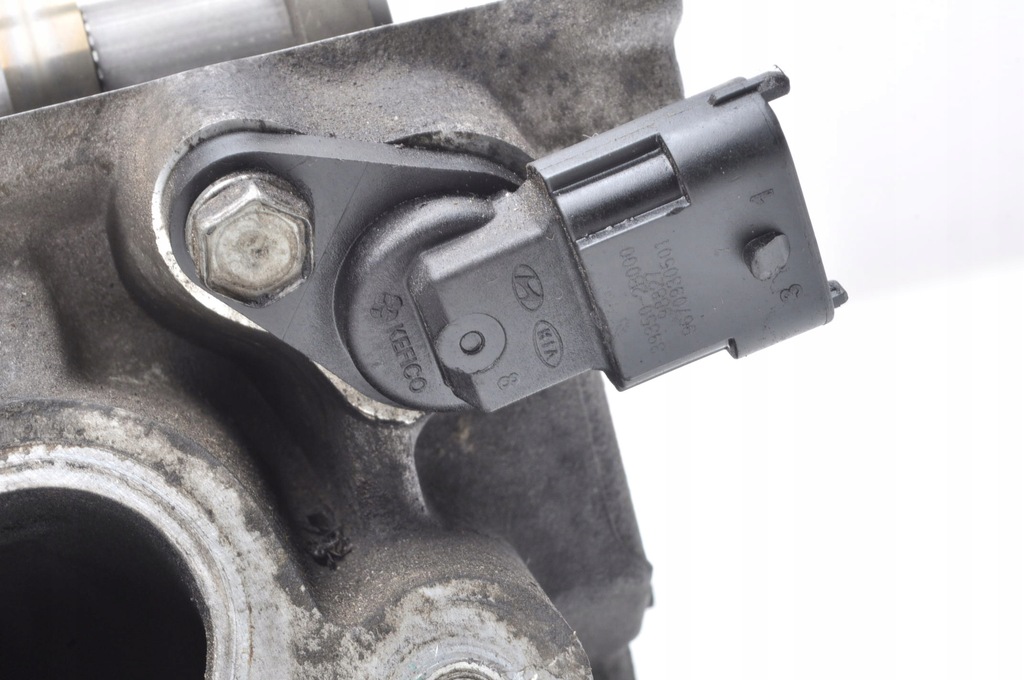 фото №15, Hyundai i20 i30 ix20 kia venga 1.4 cvvt 90km головка g4fa 24350-2b000