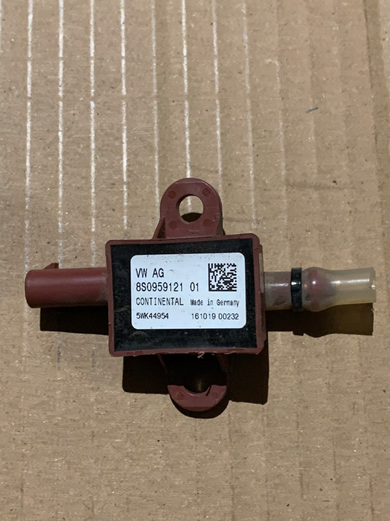 фото №1, Audi tt датчик захисту piszych 8s0959121