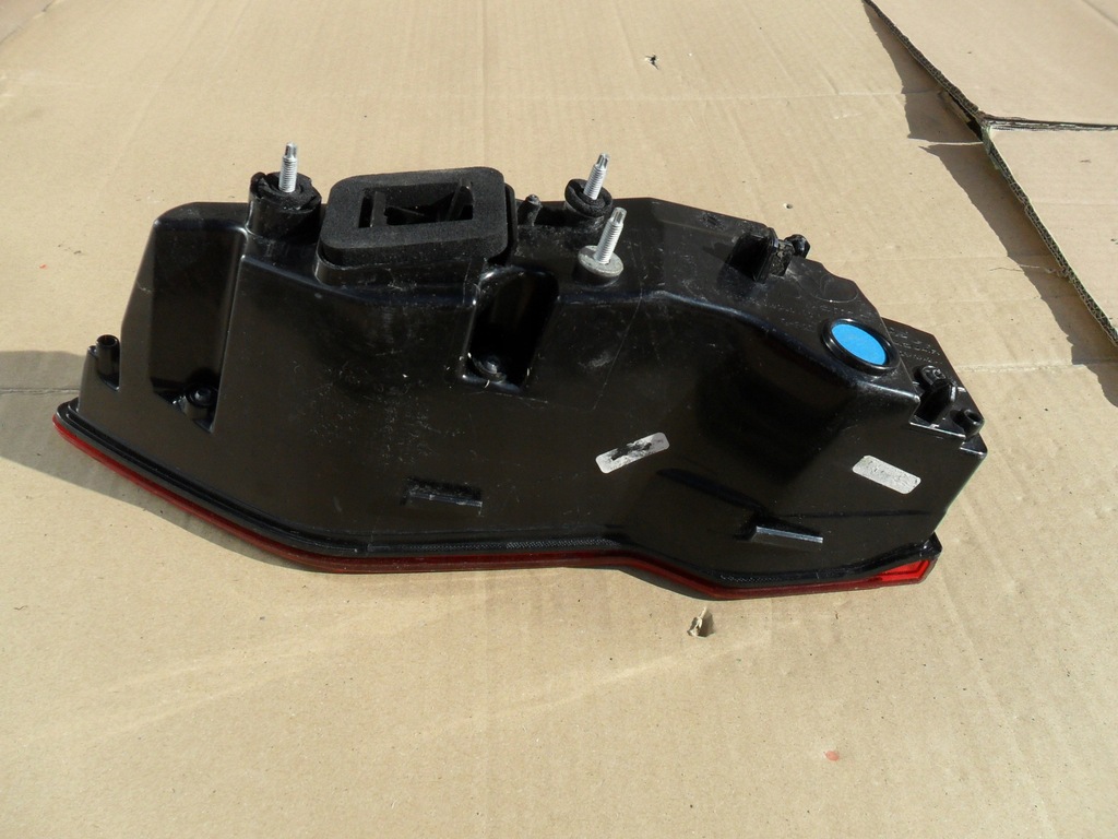 фото №10, Jaguar i-pace лампа левый задняя j9d3-13a421-cb