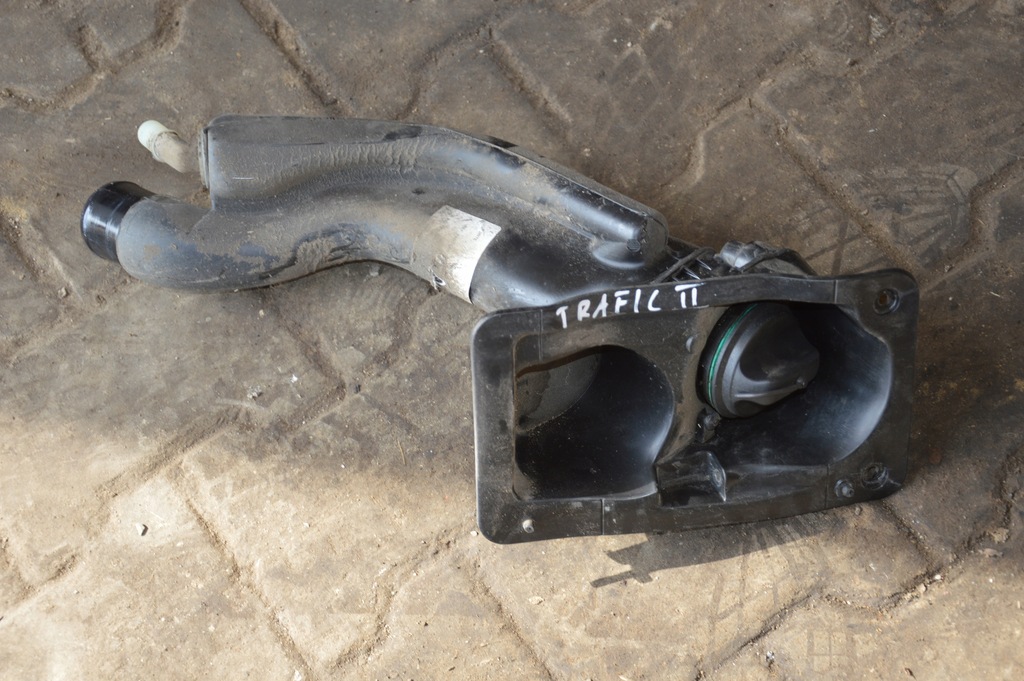 фото №1, Renault trafic ii fl заливная горловина топлива