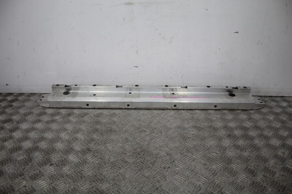 фото №1, Балка pod радиатор evoque ii 2 l551