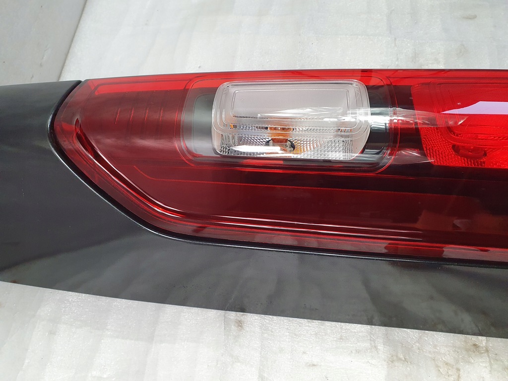 фото №10, Левая лампа задняя opel vivaro b trafic iii 3 nv300